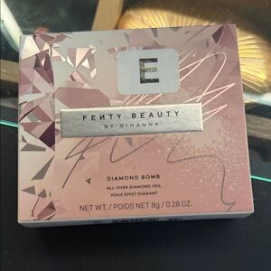 Fenty Beauty Diamond Bomb Highlighter - How Many Carats